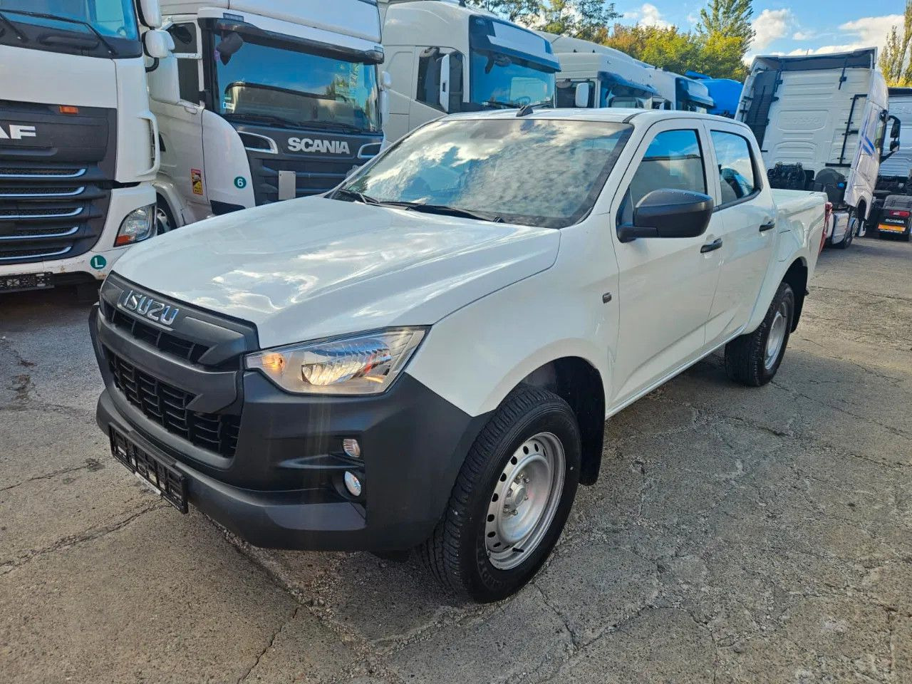 Isuzu D-Max 2H, 4H, 4L - SUV/ Fuoristrada: foto 1 Isuzu D-Max 2H, 4H, 4L - SUV/ Fuoristrada: foto 1