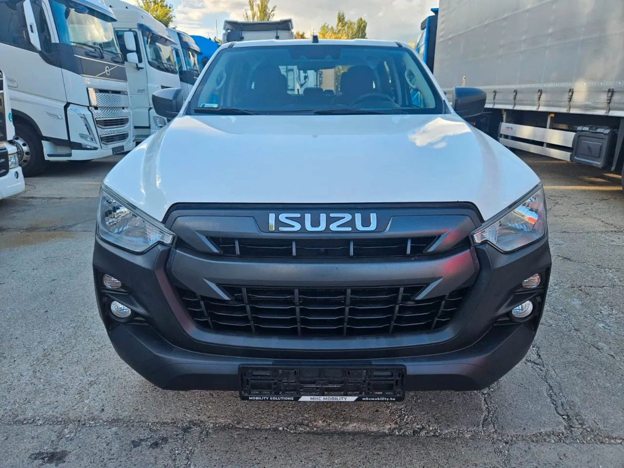 Isuzu D-Max 2H, 4H, 4L - SUV/ Fuoristrada: foto 2 Isuzu D-Max 2H, 4H, 4L - SUV/ Fuoristrada: foto 2