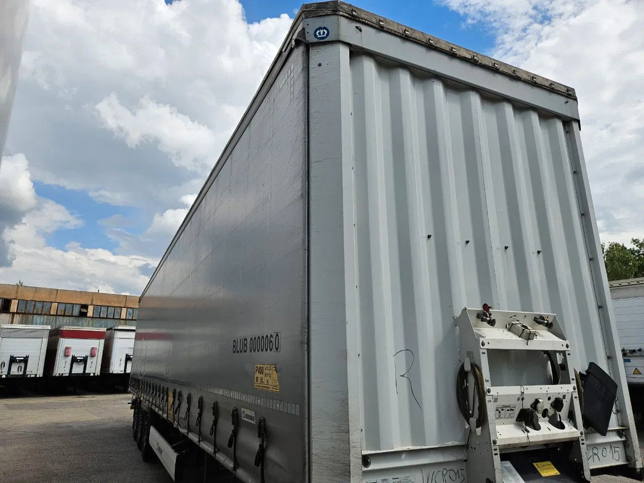 Krone SD XL Code - Semirimorchio centinato: foto 2 Krone SD XL Code - Semirimorchio centinato: foto 2