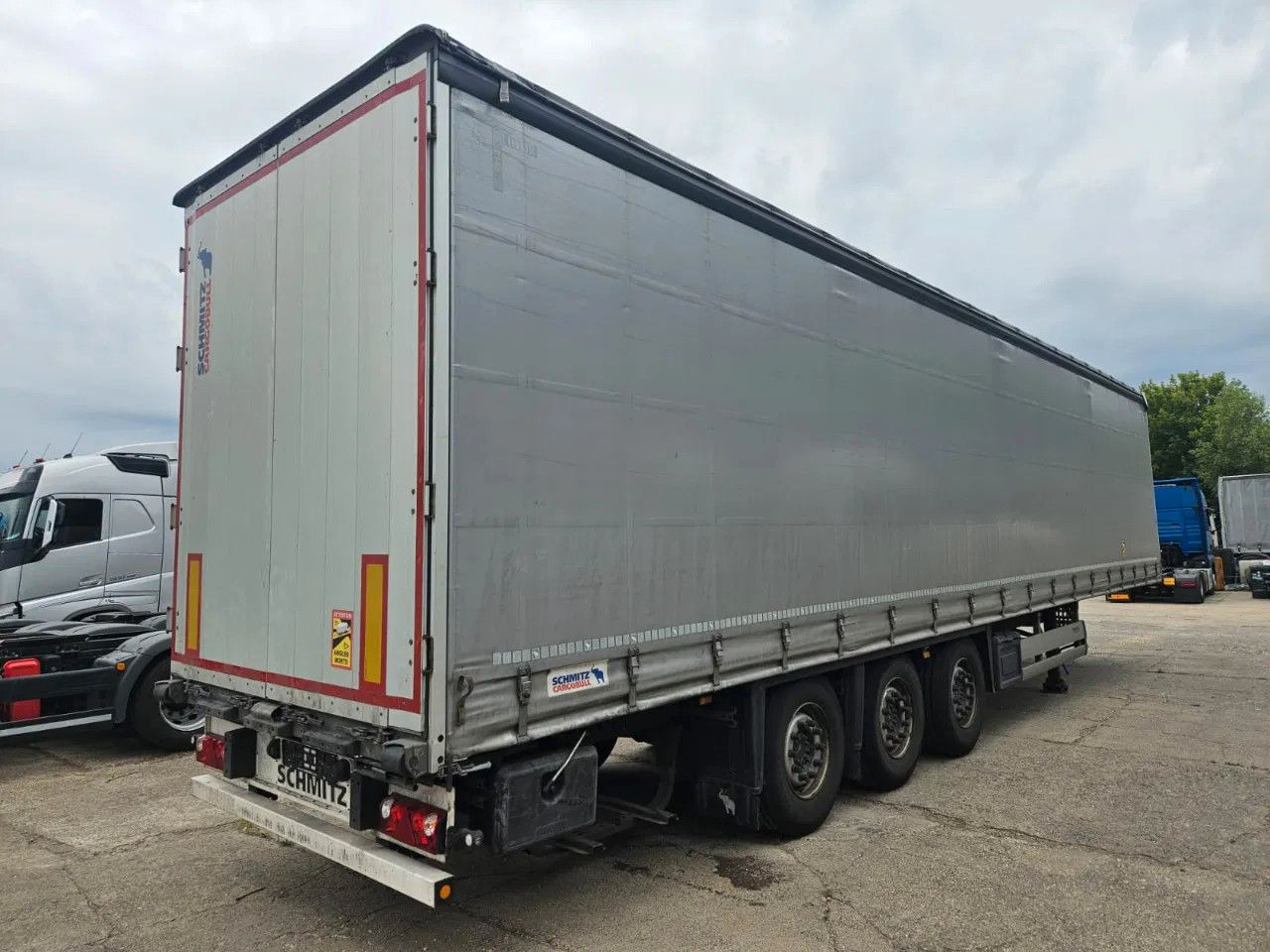 Schmitz Cargobull SCB S3T Standard 3 units! Lifting Axle A&C, XL C - Semirimorchio centinato: foto 4 Schmitz Cargobull SCB S3T Standard 3 units! Lifting Axle A&C, XL C - Semirimorchio centinato: foto 4