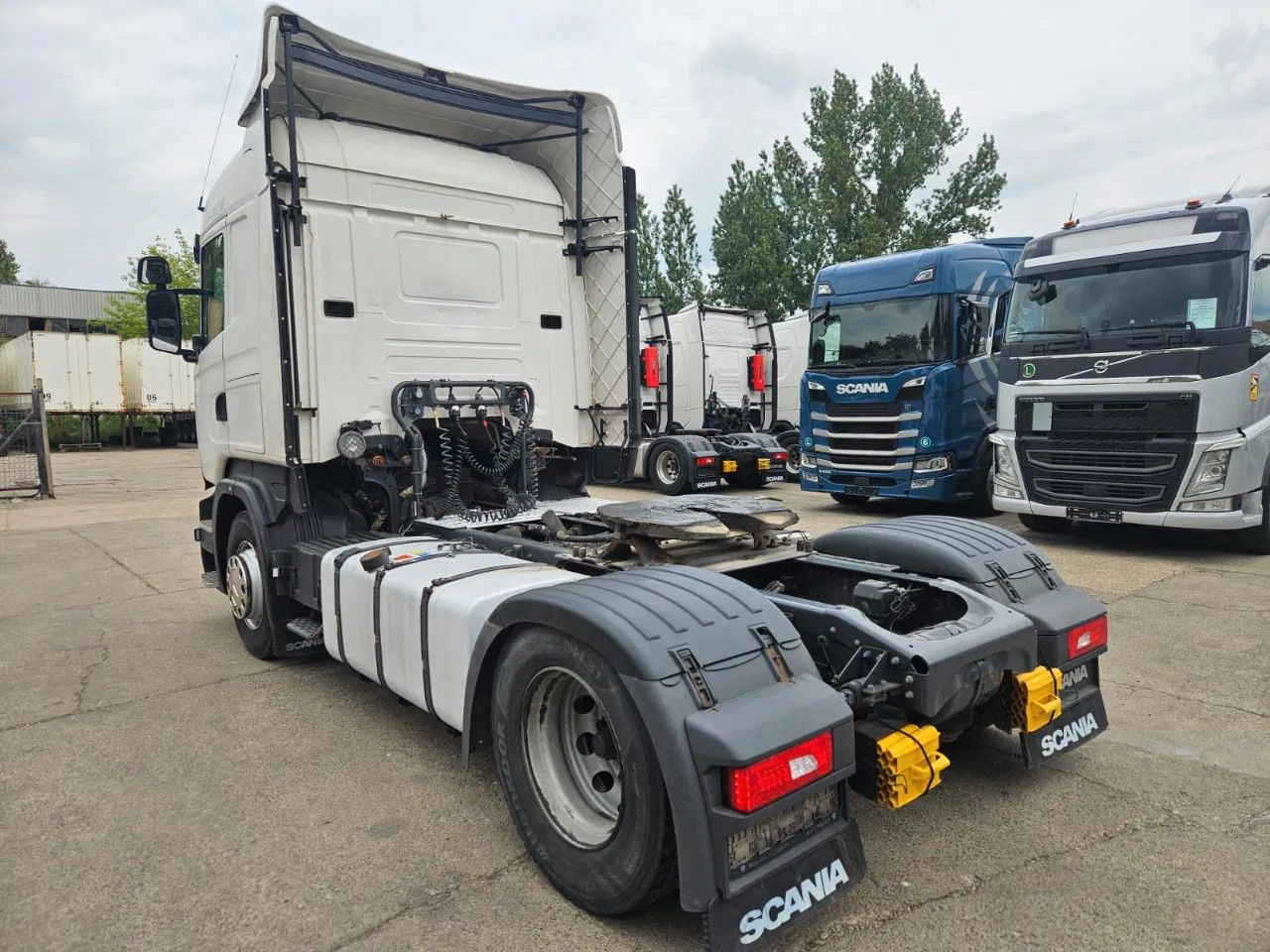 Scania R450 Hydraulics, HighLine, Standklima 2 units - Trattore stradale: foto 4 Scania R450 Hydraulics, HighLine, Standklima 2 units - Trattore stradale: foto 4