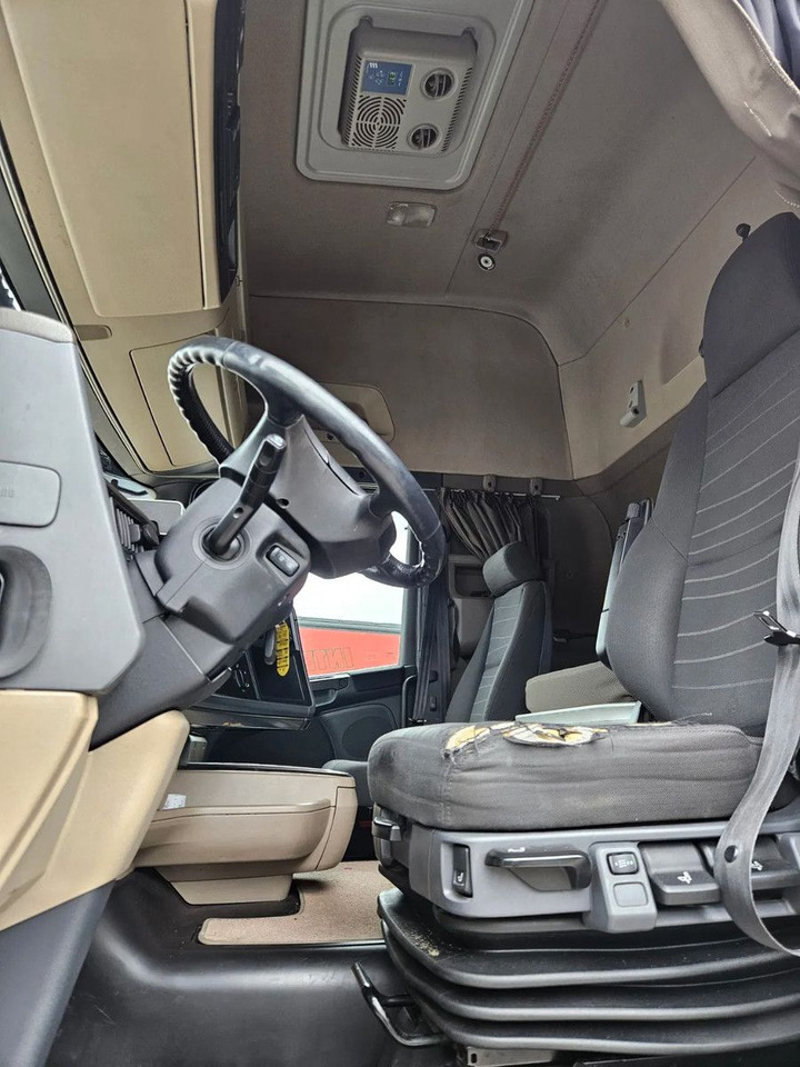 Scania R490 TopLine, Full Spoiler, New G2V2 Tachograph - Trattore stradale: foto 5 Scania R490 TopLine, Full Spoiler, New G2V2 Tachograph - Trattore stradale: foto 5