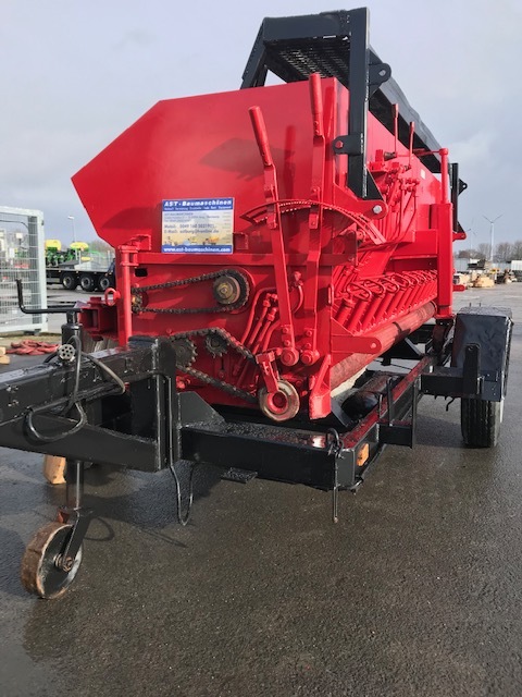 Breining Splittstreuer AWS 2500 - Attrezzatura per Macchina da cantiere: foto 2 Breining Splittstreuer AWS 2500 - Attrezzatura per Macchina da cantiere: foto 2