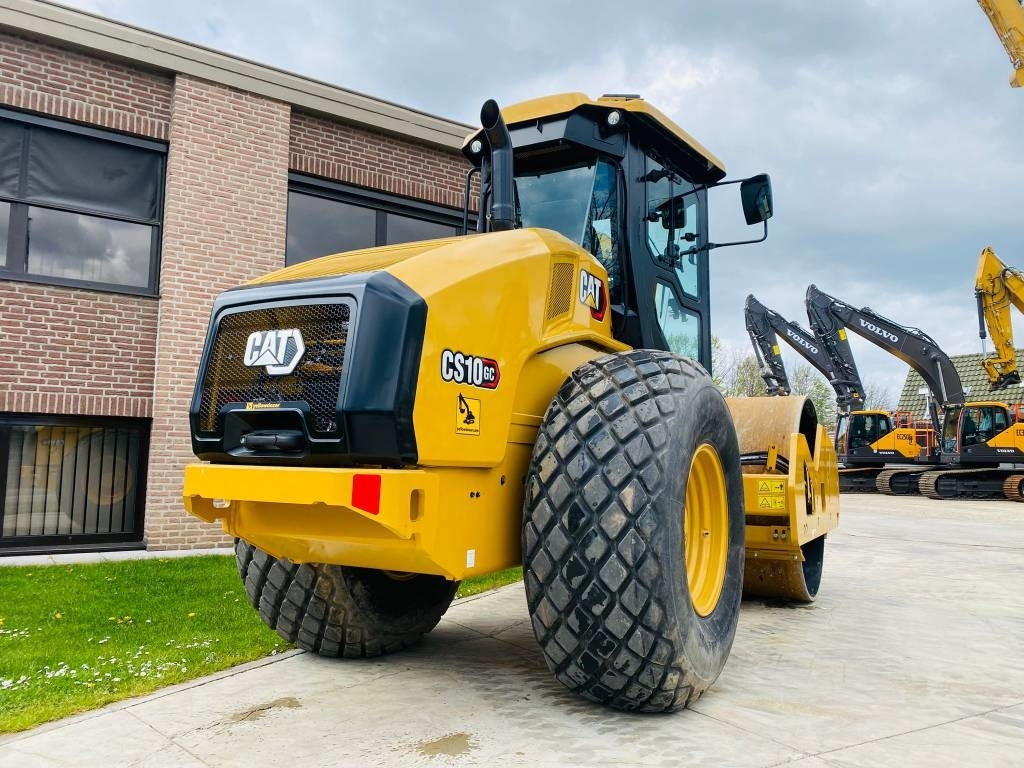 Rullo compattatore/ Rullo compressore CAT CS 10 GC: foto 6 Rullo compattatore/ Rullo compressore CAT CS 10 GC: foto 6