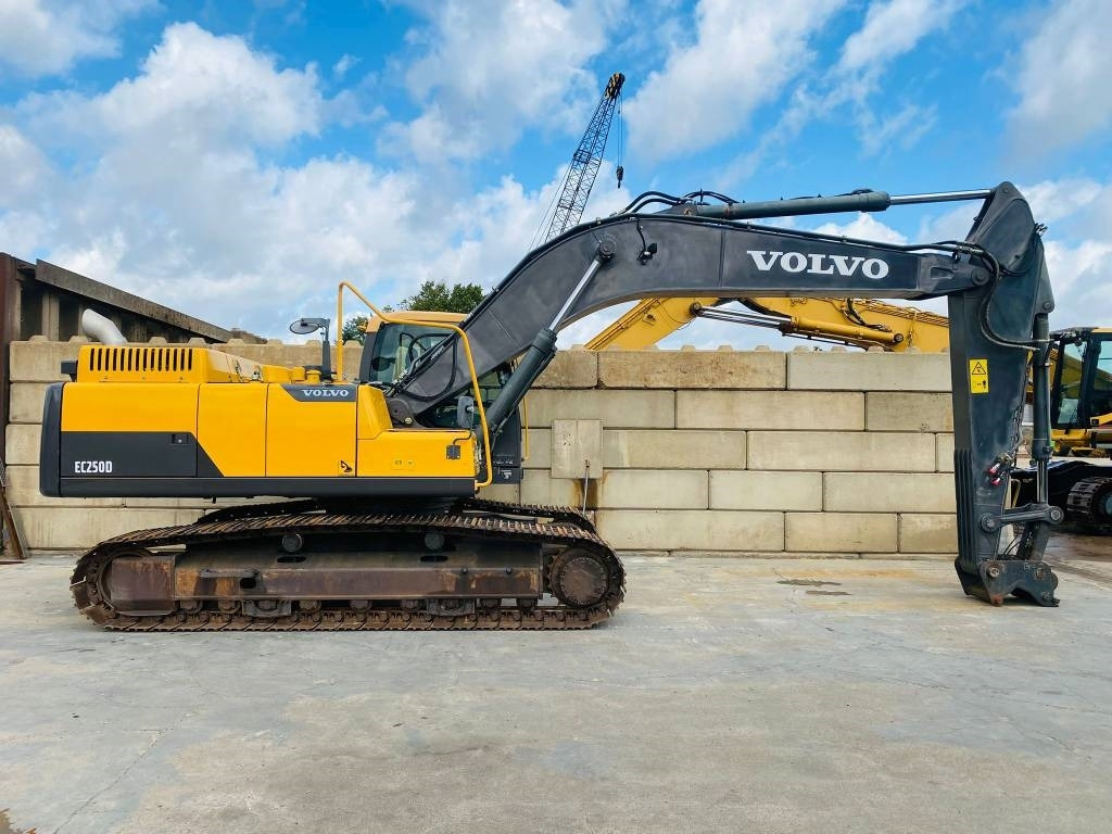 Volvo EC 250 D N L - Escavatore cingolato: foto 2 Volvo EC 250 D N L - Escavatore cingolato: foto 2