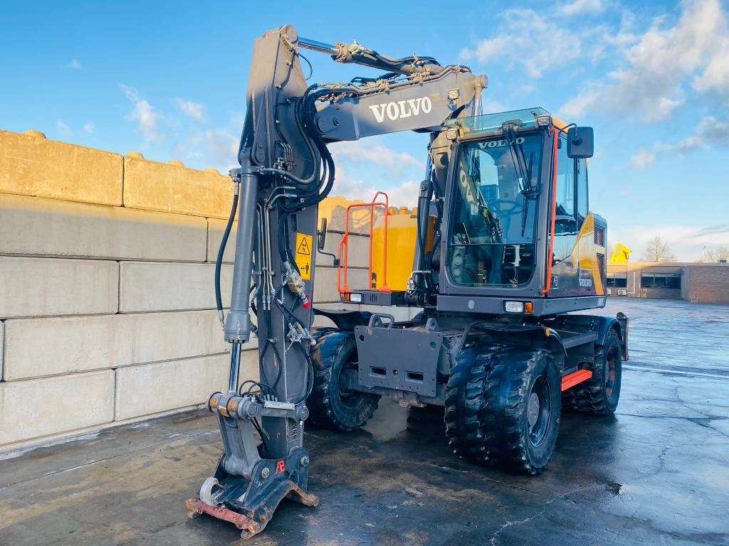 Volvo EWR 150 E - Escavatore gommato: foto 3 Volvo EWR 150 E - Escavatore gommato: foto 3