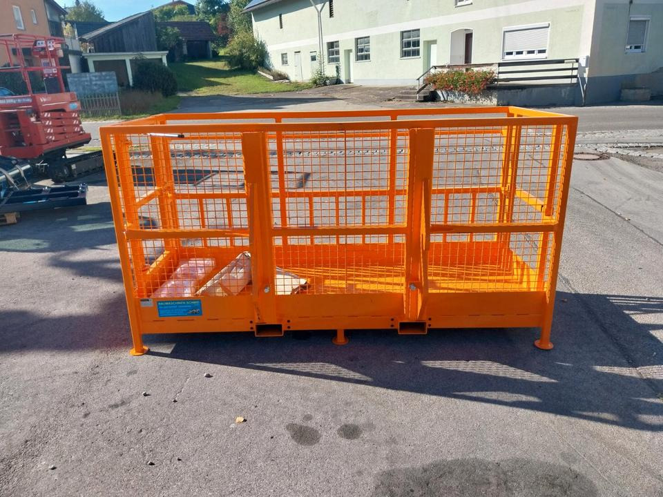 Arbeitskorb Arbeitsbühne Werkzeugkorb 2,4m 1,3m Euro Frontlader - Attrezzatura da costruzione: foto 1 Arbeitskorb Arbeitsbühne Werkzeugkorb 2,4m 1,3m Euro Frontlader - Attrezzatura da costruzione: foto 1