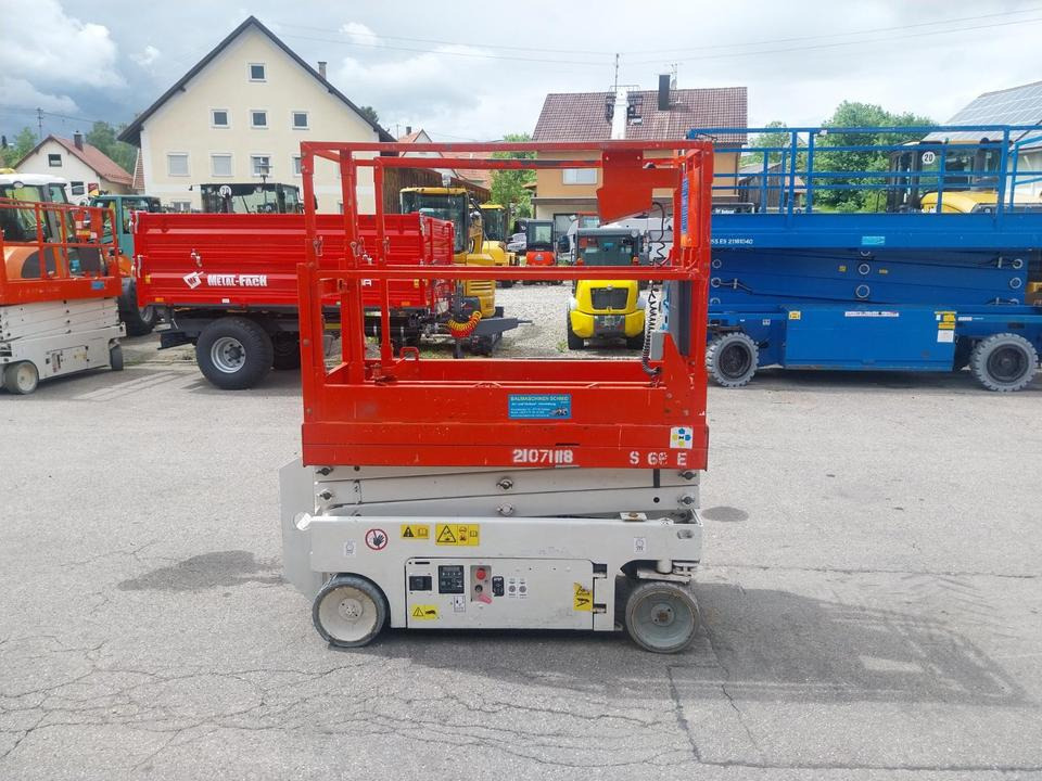 Genie GS 1532 Elektro Scherenarbeitsbühne Arbeitsbühne Hebebühne - Piattaforma a pantografo: foto 3 Genie GS 1532 Elektro Scherenarbeitsbühne Arbeitsbühne Hebebühne - Piattaforma a pantografo: foto 3