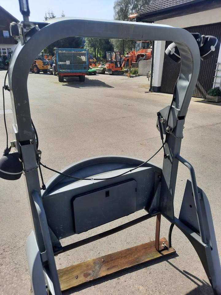 Überrollbügel Kramer 280 Radlader Schutzdach Lader - Ricambi per Macchina da cantiere: foto 5 Überrollbügel Kramer 280 Radlader Schutzdach Lader - Ricambi per Macchina da cantiere: foto 5