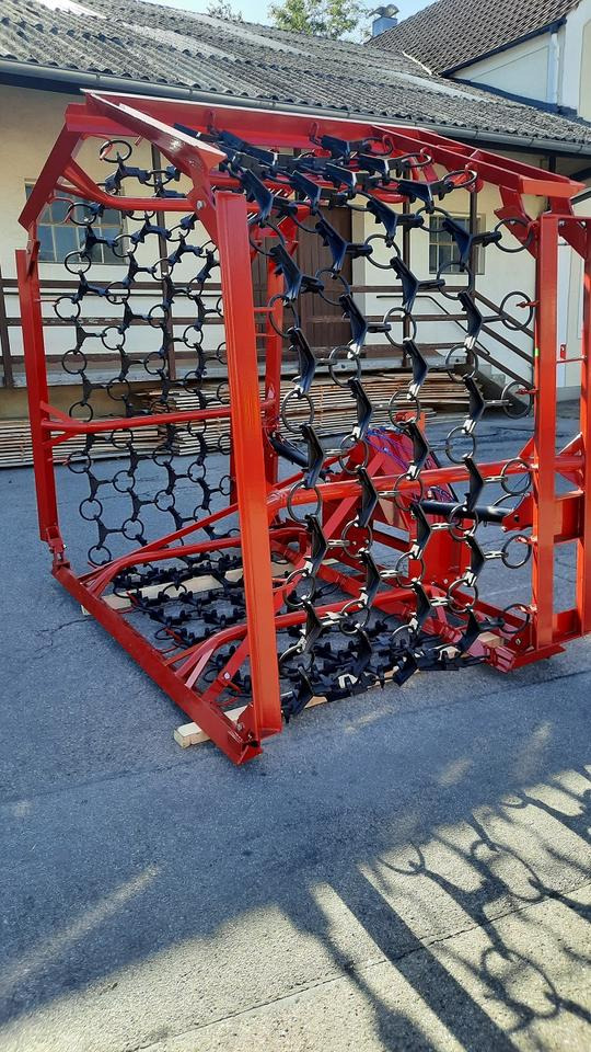 Wiesenegge 6 - 8m Wiesenstriegel Wiesenschleppe Traktor Egge - Erpice a catena: foto 4 Wiesenegge 6 - 8m Wiesenstriegel Wiesenschleppe Traktor Egge - Erpice a catena: foto 4