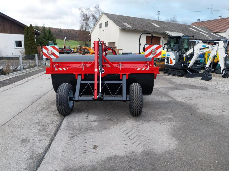 Wiesenwalze mit Fahrwerk für Schlepper Walze Ackerwalze - Rullo: foto 3 Wiesenwalze mit Fahrwerk für Schlepper Walze Ackerwalze - Rullo: foto 3