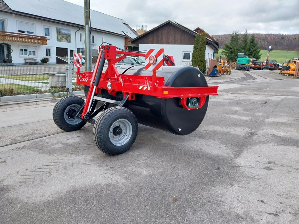Wiesenwalze mit Fahrwerk für Schlepper Walze Ackerwalze - Rullo: foto 4 Wiesenwalze mit Fahrwerk für Schlepper Walze Ackerwalze - Rullo: foto 4