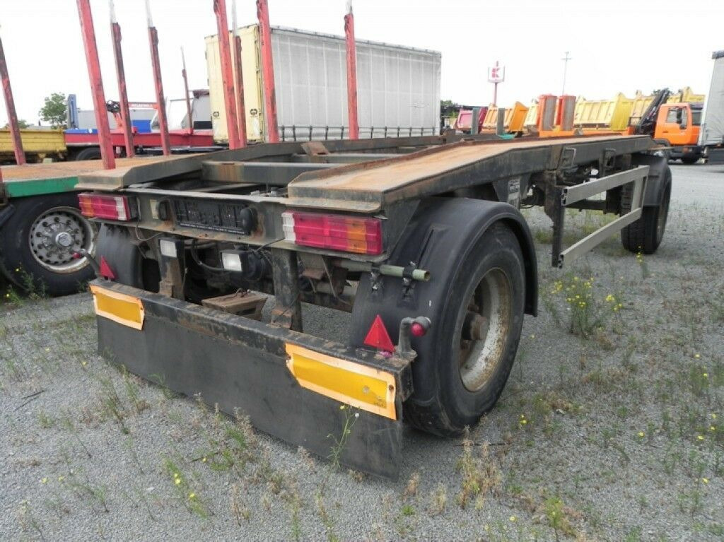 Abrollanhänger AR 18 Containeranhänger - Rimorchio scarrabile/ Multibenna: foto 3 Abrollanhänger AR 18 Containeranhänger - Rimorchio scarrabile/ Multibenna: foto 3