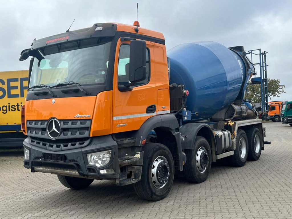 MERCEDES-BENZ Arocs 3236 8x4 Betonmischer Deutsch Top AP Achsen - Camion: foto 1 MERCEDES-BENZ Arocs 3236 8x4 Betonmischer Deutsch Top AP Achsen - Camion: foto 1