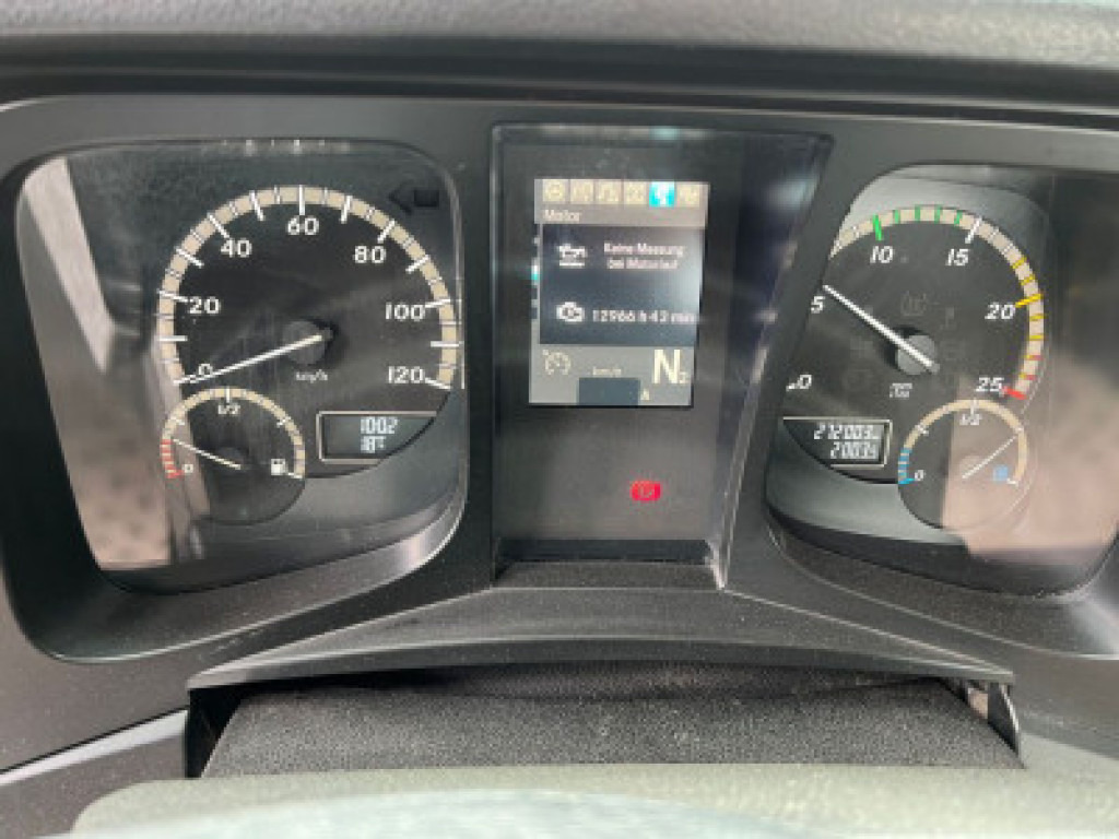 Camion MERCEDES-BENZ Arocs 3240 B 8x4 Betonmischer Deutsch Top AP Achsen: foto 6