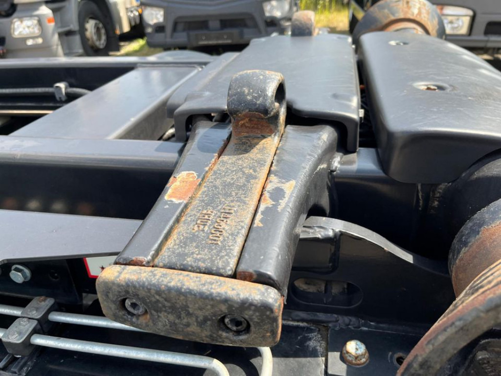 HUEFFERMANN 2-achs Abrollanhänger HTA 16.62 Containeranhänger - Rimorchio scarrabile/ Multibenna: foto 5 HUEFFERMANN 2-achs Abrollanhänger HTA 16.62 Containeranhänger - Rimorchio scarrabile/ Multibenna: foto 5