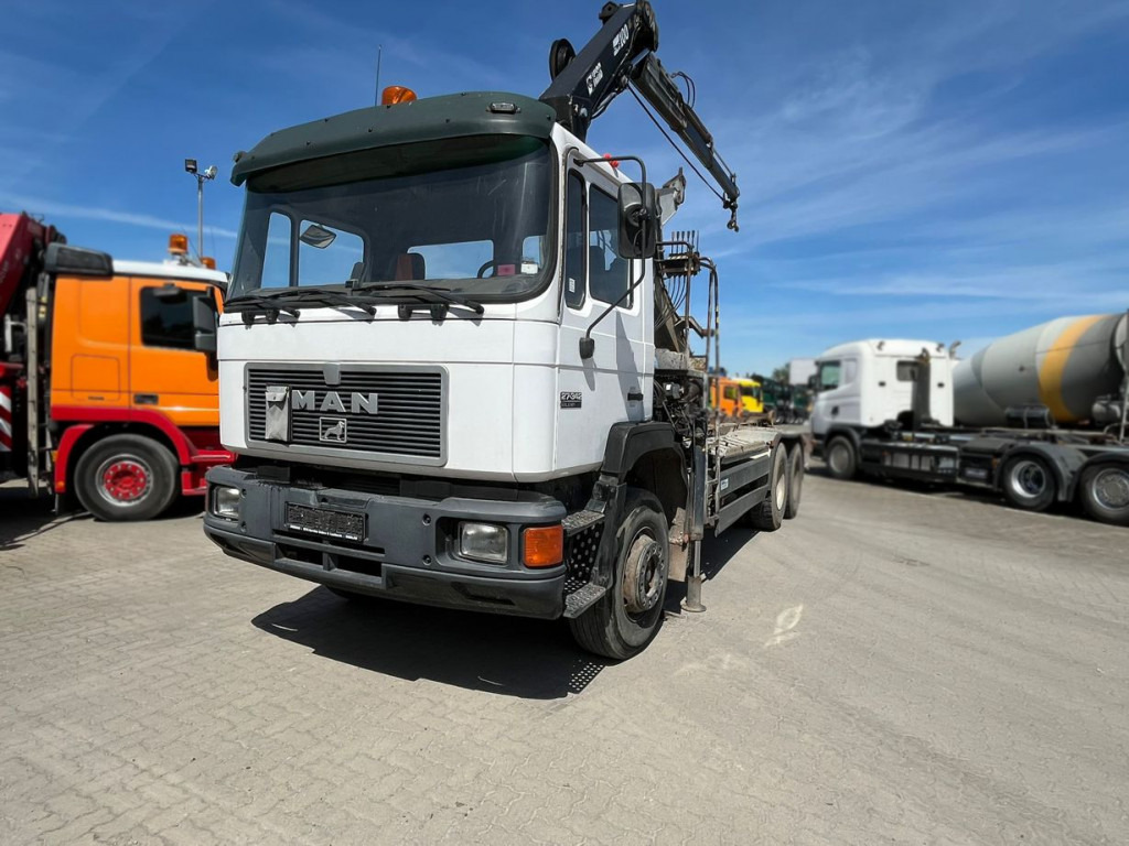 MAN F2000 27.342 6x4 Abrollkipper mit Kran - Autocarro scarrabile, Camion con gru: foto 1 MAN F2000 27.342 6x4 Abrollkipper mit Kran - Autocarro scarrabile, Camion con gru: foto 1