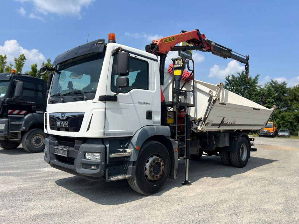 MAN TG-M 18.340 4x2 2-Achs Kipper Kran Palf. PK 130 - Autocarro ribaltabile, Camion con gru: foto 1 MAN TG-M 18.340 4x2 2-Achs Kipper Kran Palf. PK 130 - Autocarro ribaltabile, Camion con gru: foto 1