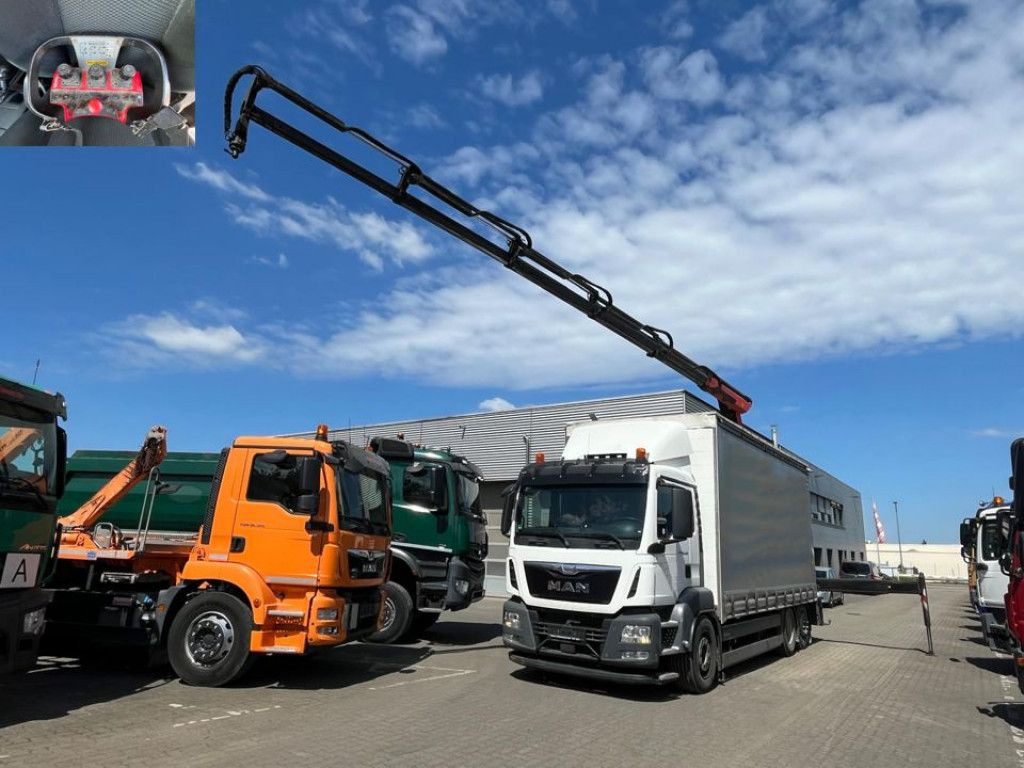 MAN TG-S 26.400 6x2-2 BL Pritsche Heckkran 5xhydr.Au - Camion con gru: foto 1 MAN TG-S 26.400 6x2-2 BL Pritsche Heckkran 5xhydr.Au - Camion con gru: foto 1