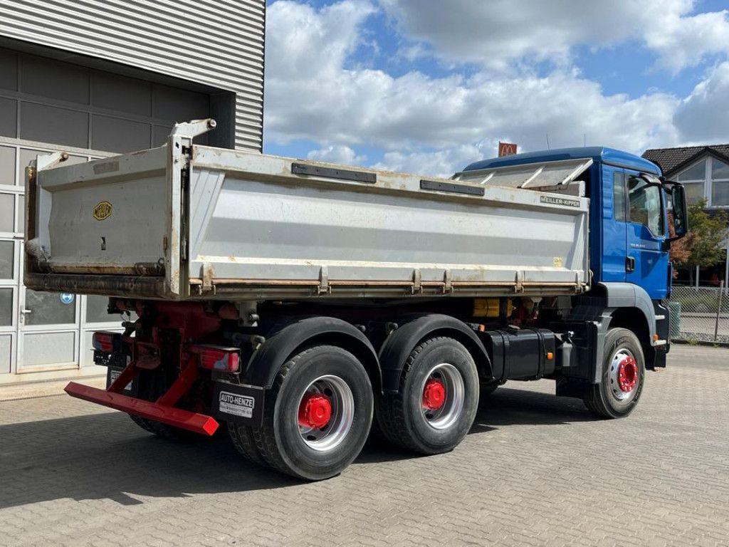 MAN TG-S 26.440 6x4 BB 3-Achs Kipper MeillerSchalter MAN TG-S 26.440 6x4 BB 3-Achs Kipper MeillerSchalter - Autocarro ribaltabile: foto 3 MAN TG-S 26.440 6x4 BB 3-Achs Kipper MeillerSchalter MAN TG-S 26.440 6x4 BB 3-Achs Kipper MeillerSchalter - Autocarro ribaltabile: foto 3