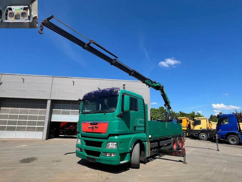 MAN TG-X 26.440 6x2-2 BL Pritsche Heckkran Fassi 360 - Autocarro con pianale/ Cassone fisso, Camion con gru: foto 1 MAN TG-X 26.440 6x2-2 BL Pritsche Heckkran Fassi 360 - Autocarro con pianale/ Cassone fisso, Camion con gru: foto 1
