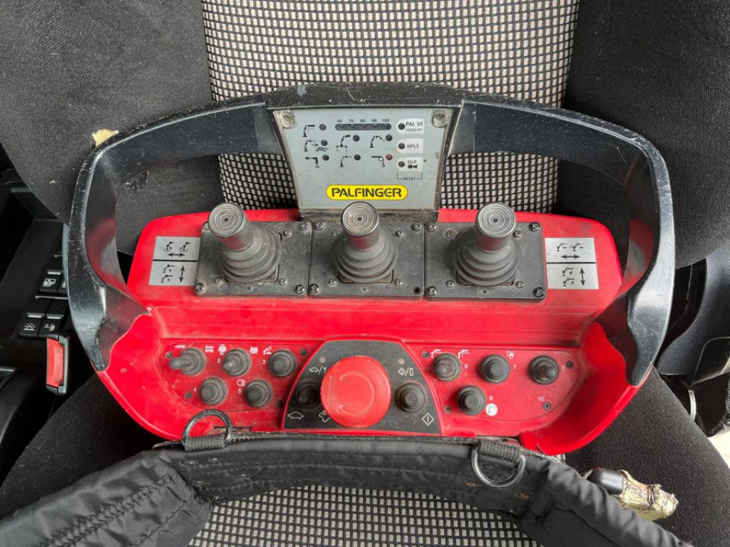 MAN TG-X 26.460 6x2-2 BL Pritsche Kran PK 24.001 Funk Lenk - Autocarro con pianale/ Cassone fisso, Camion con gru: foto 4 MAN TG-X 26.460 6x2-2 BL Pritsche Kran PK 24.001 Funk Lenk - Autocarro con pianale/ Cassone fisso, Camion con gru: foto 4