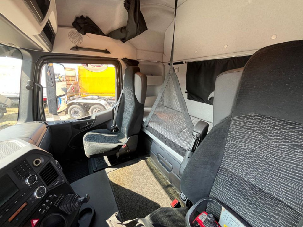 MERCEDES-BENZ Arocs 2545 6x4 HAD Pritsche Heckkran PK 41002 - Autocarro con pianale/ Cassone fisso, Camion con gru: foto 4 MERCEDES-BENZ Arocs 2545 6x4 HAD Pritsche Heckkran PK 41002 - Autocarro con pianale/ Cassone fisso, Camion con gru: foto 4