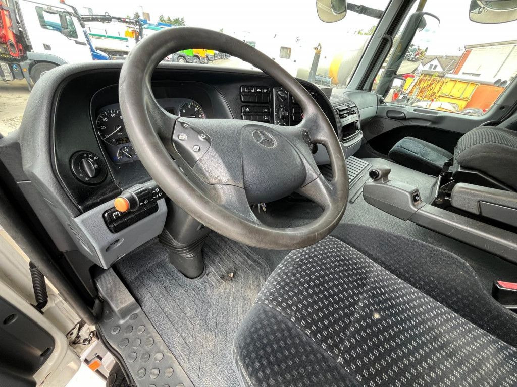 Mercedes-Benz Actros 2532 L 6x2 Müllwagen Faun Powerpress 25m³ - Camion immondizia: foto 5 Mercedes-Benz Actros 2532 L 6x2 Müllwagen Faun Powerpress 25m³ - Camion immondizia: foto 5
