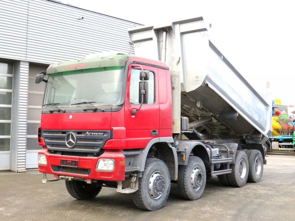 Mercedes-Benz Actros 4141 8x6 4 Achs Muldenkipper Kupplung, 1. - Autocarro ribaltabile: foto 1 Mercedes-Benz Actros 4141 8x6 4 Achs Muldenkipper Kupplung, 1. - Autocarro ribaltabile: foto 1