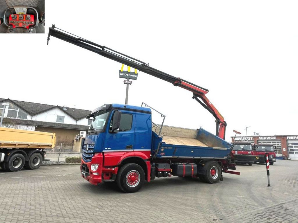 Mercedes-Benz Arocs 1845 4x4 HAD 2-Achs Allradkipper Kran Funk Mercedes-Benz Arocs 1845 4x4 HAD 2-Achs Allradkipper Heckkran - Autocarro ribaltabile, Camion con gru: foto 3 Mercedes-Benz Arocs 1845 4x4 HAD 2-Achs Allradkipper Kran Funk Mercedes-Benz Arocs 1845 4x4 HAD 2-Achs Allradkipper Heckkran - Autocarro ribaltabile, Camion con gru: foto 3