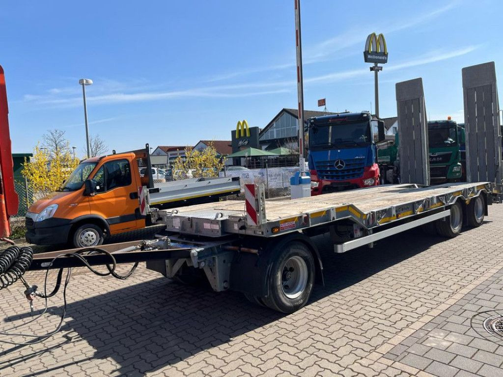 Müller-Mitteltal Tiefladeanhänger T 3 Profi 30,0 Tiefladeranhänge - Rimorchio pianale ribassato: foto 3 Müller-Mitteltal Tiefladeanhänger T 3 Profi 30,0 Tiefladeranhänge - Rimorchio pianale ribassato: foto 3