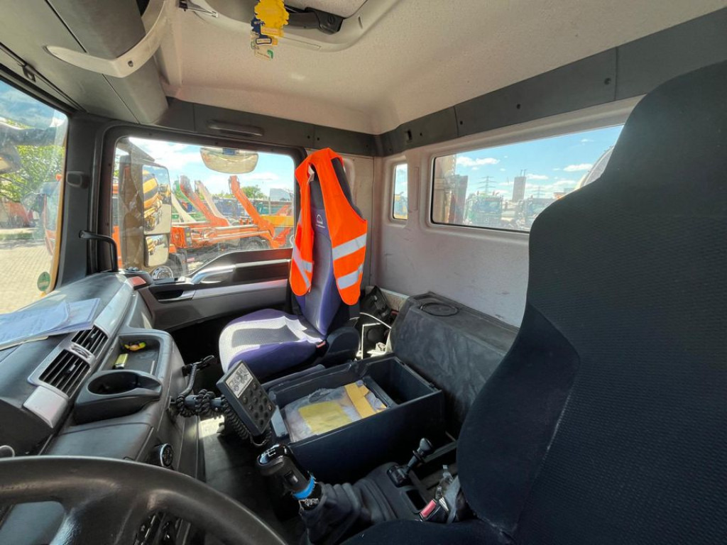 MAN TG-S 18.440 4x4 H BLS SZM Komplettpreis mit Betonauflieger - Trattore stradale: foto 2 MAN TG-S 18.440 4x4 H BLS SZM Komplettpreis mit Betonauflieger - Trattore stradale: foto 2