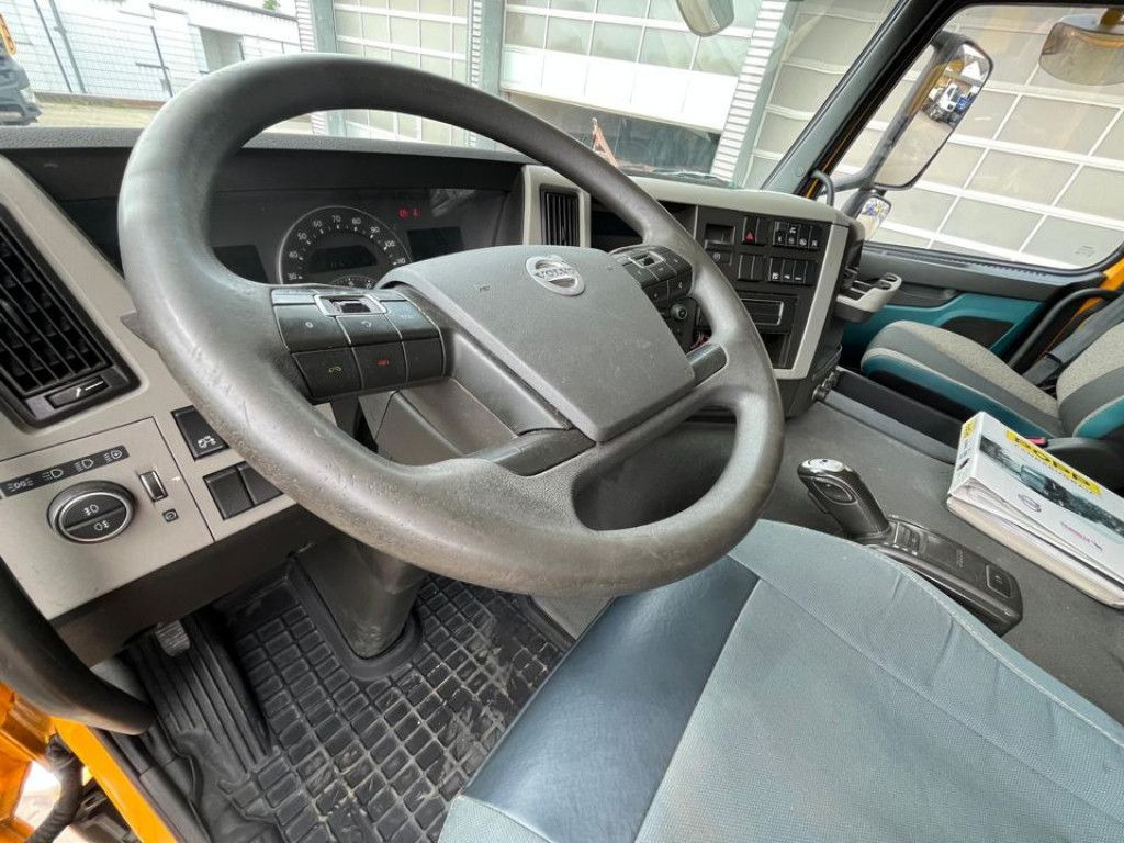 Volvo FM 410 4x2 SZM 6796 KG Leergewicht - Trattore stradale: foto 5 Volvo FM 410 4x2 SZM 6796 KG Leergewicht - Trattore stradale: foto 5