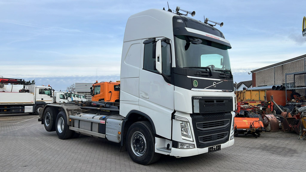 Autocarro scarrabile VOLVO (S) Truck FH 500 6x2 Abrollkipper Funkfernbedienung: foto 8 Autocarro scarrabile VOLVO (S) Truck FH 500 6x2 Abrollkipper Funkfernbedienung: foto 8
