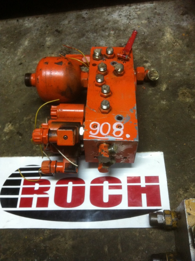 FLUTEC 555471 + CEWKI + HYDROAKUMULATOR 120bar 80stC 0,32L - Valvola idraulica per Macchina da cantiere: foto 1 FLUTEC 555471 + CEWKI + HYDROAKUMULATOR 120bar 80stC 0,32L - Valvola idraulica per Macchina da cantiere: foto 1