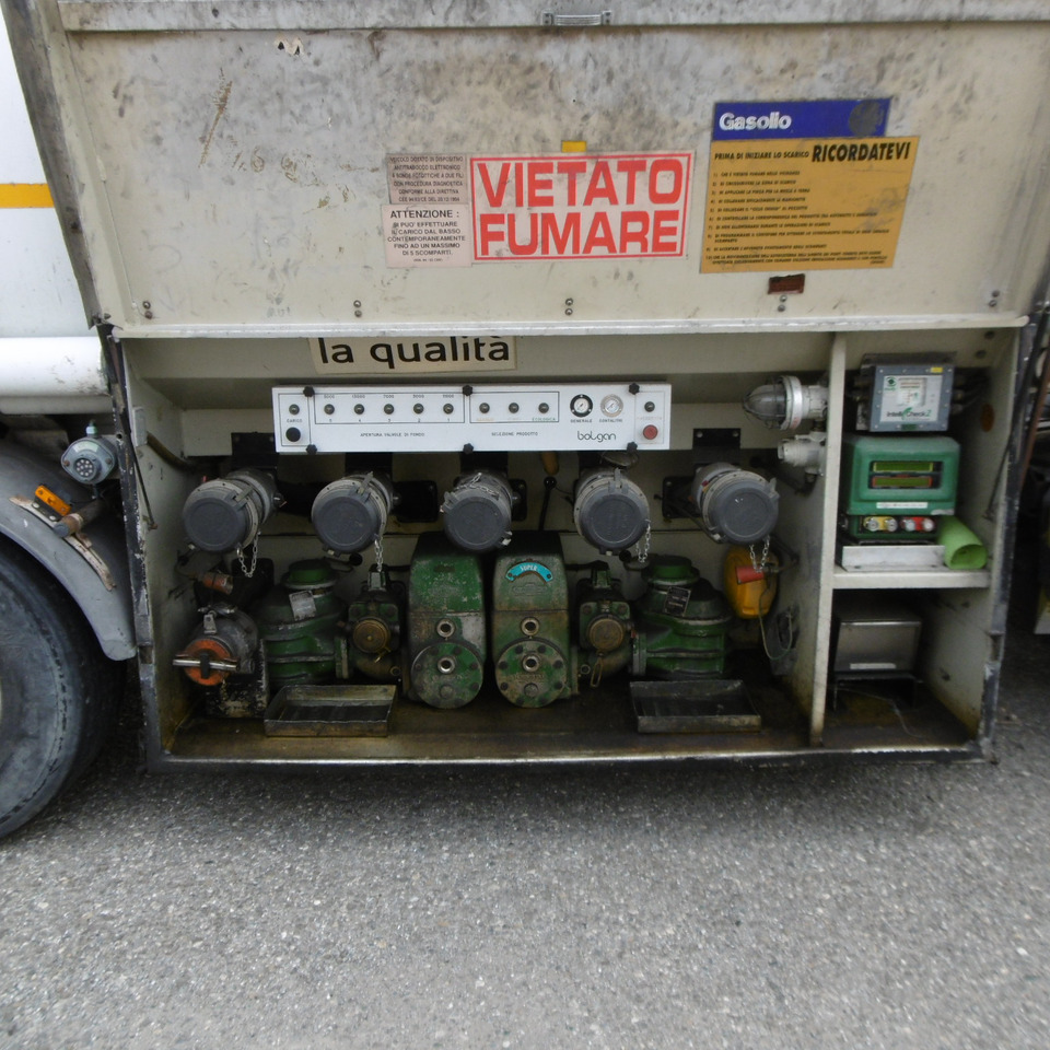 BOLGAN SAMPI TE500 DUAL - Semirimorchio cisterna: foto 4 BOLGAN SAMPI TE500 DUAL - Semirimorchio cisterna: foto 4