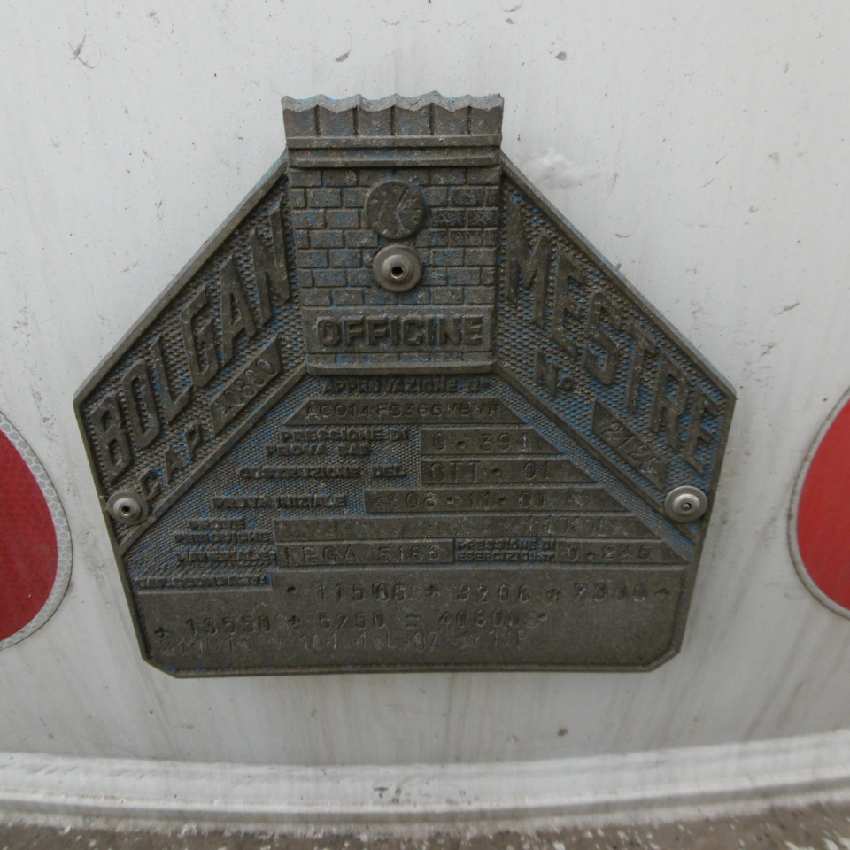 BOLGAN SAMPI TE500 DUAL - Semirimorchio cisterna: foto 3 BOLGAN SAMPI TE500 DUAL - Semirimorchio cisterna: foto 3