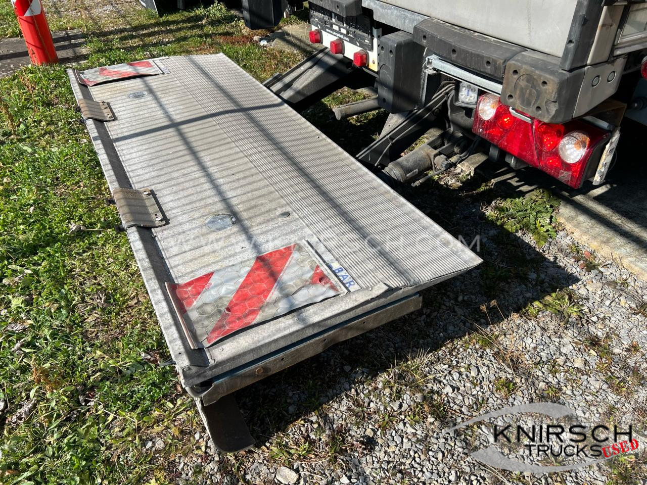 SCHMITZ SKO 24 Doppelstock, LBW 2000 kg, Liftachse - Semirimorchio cella isotermica: foto 4 SCHMITZ SKO 24 Doppelstock, LBW 2000 kg, Liftachse - Semirimorchio cella isotermica: foto 4