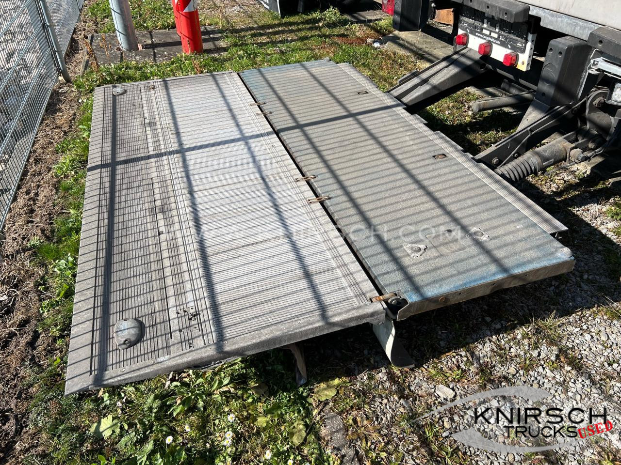 SCHMITZ SKO 24 Doppelstock, LBW 2000 kg, Liftachse - Semirimorchio cella isotermica: foto 5 SCHMITZ SKO 24 Doppelstock, LBW 2000 kg, Liftachse - Semirimorchio cella isotermica: foto 5