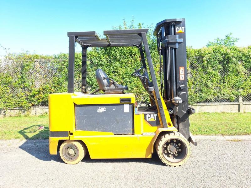 Leasing di Caterpillar EC55N Caterpillar EC55N: foto 6 Leasing di Caterpillar EC55N Caterpillar EC55N: foto 6