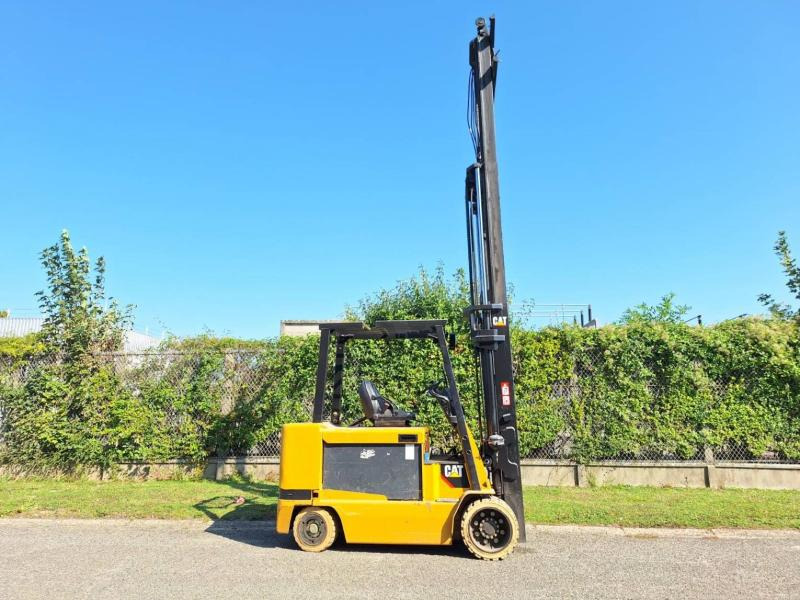 Leasing di Caterpillar EC55N Caterpillar EC55N: foto 10 Leasing di Caterpillar EC55N Caterpillar EC55N: foto 10