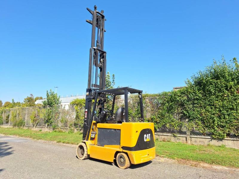 Leasing di Caterpillar EC55N Caterpillar EC55N: foto 11 Leasing di Caterpillar EC55N Caterpillar EC55N: foto 11