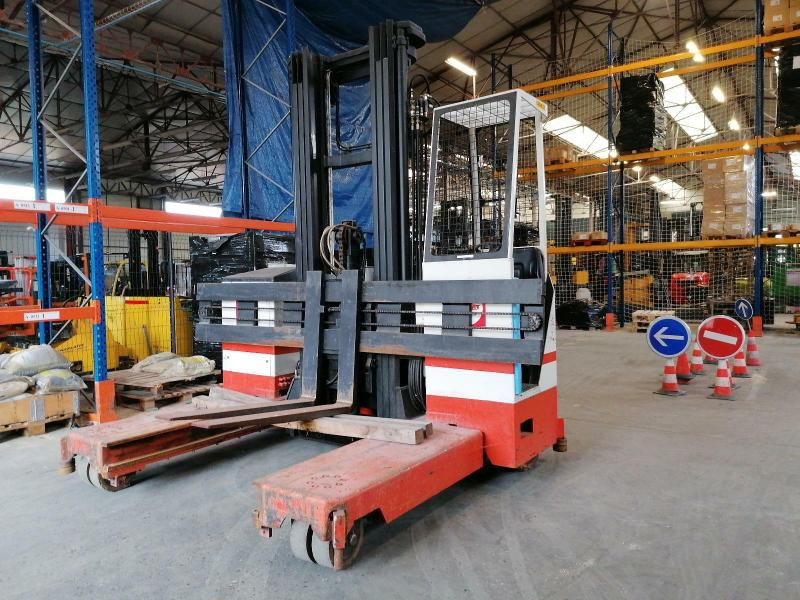 Combilift ESA30 - Elevatore 4 vie: foto 2 Combilift ESA30 - Elevatore 4 vie: foto 2