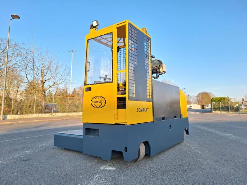 Combilift ESL3545 - Elevatore 4 vie: foto 5 Combilift ESL3545 - Elevatore 4 vie: foto 5