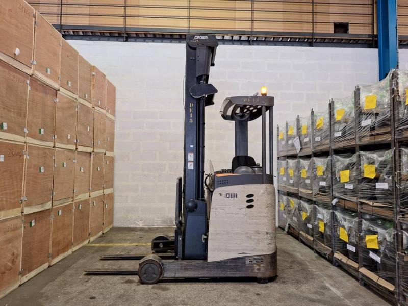 Crown ESR 5260-14 OPT 2 - Carrello retrattile: foto 3 Crown ESR 5260-14 OPT 2 - Carrello retrattile: foto 3