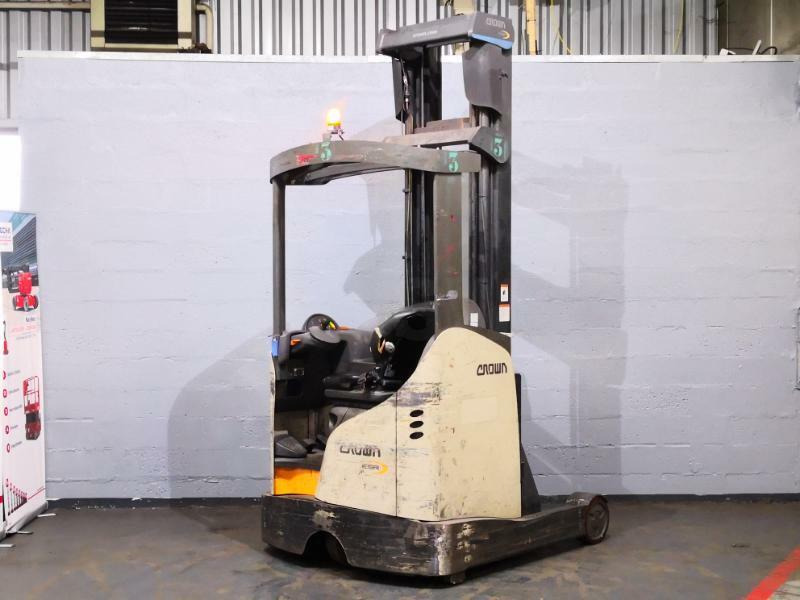 Crown ESR5000-1.4 - Carrello retrattile: foto 2 Crown ESR5000-1.4 - Carrello retrattile: foto 2