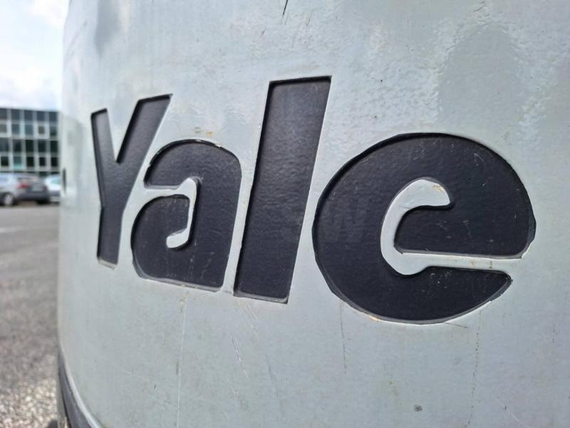 Carrello elevatore elettrico Yale ERP30: foto 15