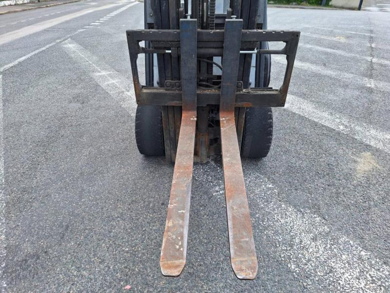 Carrello elevatore elettrico Yale ERP30: foto 13