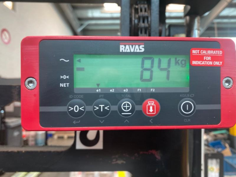Yale Gerbeur accompagnant avec pesage Ravas - Stoccatore: foto 4 Yale Gerbeur accompagnant avec pesage Ravas - Stoccatore: foto 4