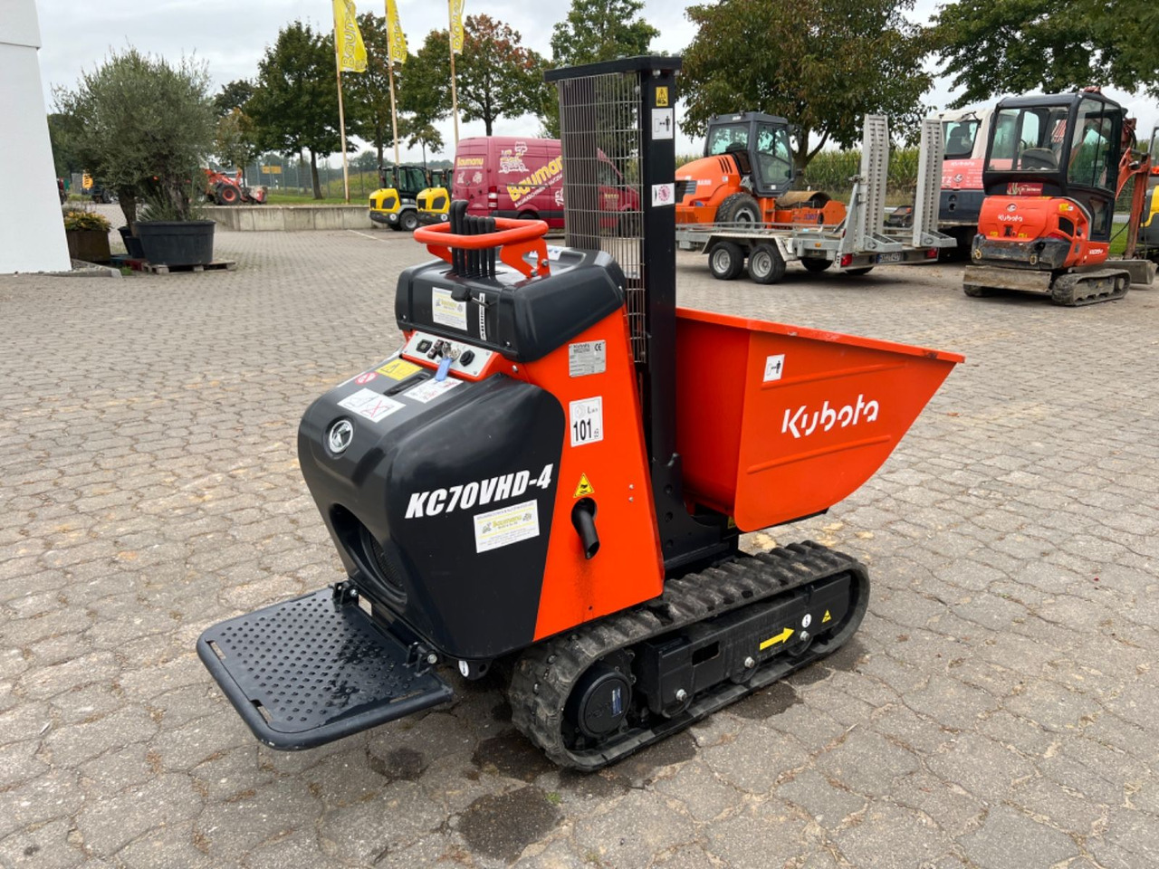 Kubota KC 70, VHD-4, mit Hochentleerung, hydr. Fahrwerk - Dumper cingolato: foto 3 Kubota KC 70, VHD-4, mit Hochentleerung, hydr. Fahrwerk - Dumper cingolato: foto 3